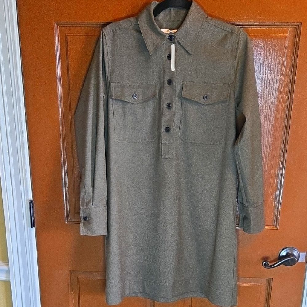 Madewell-Olive shirt dress, collared, long sleeved with side pockets Sz S NWT.